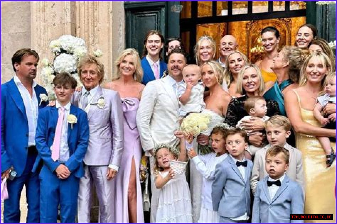 Unveiling The Life Of Rod Stewart's Wife: A Journey Through Love And Fame